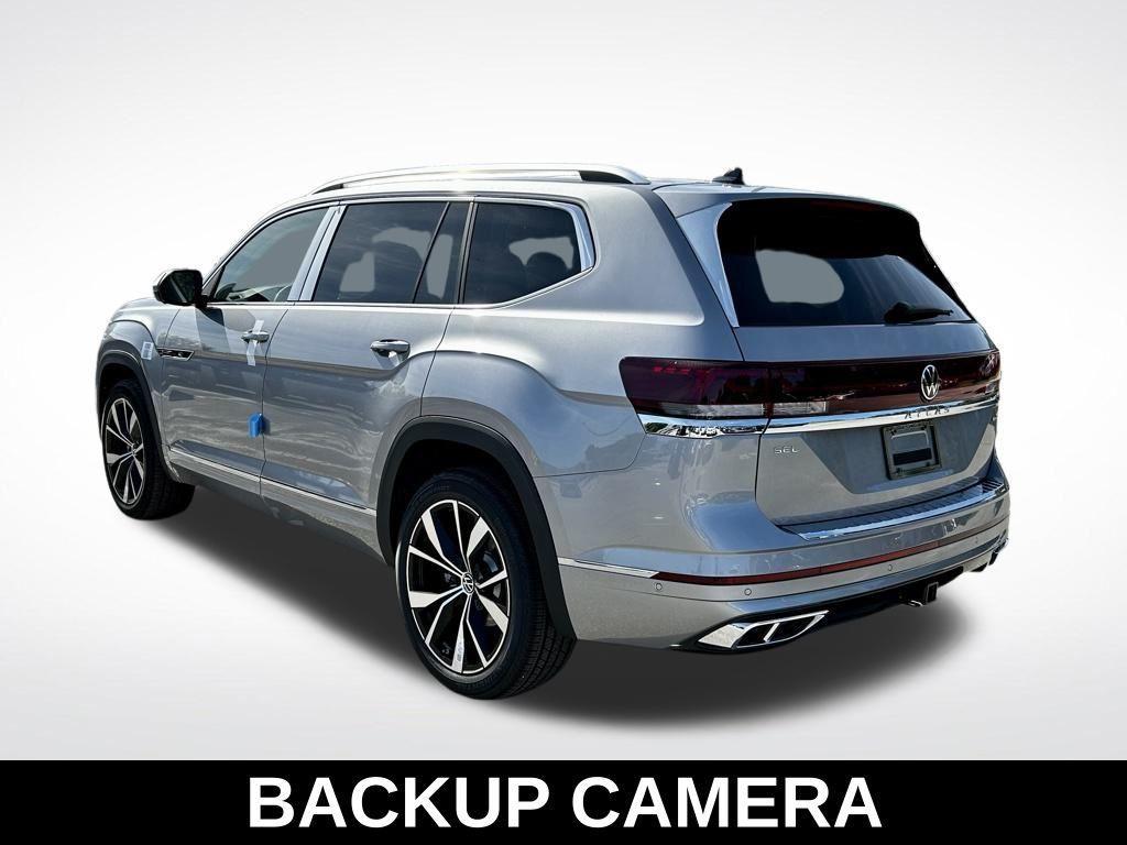 new 2025 Volkswagen Atlas car, priced at $49,450