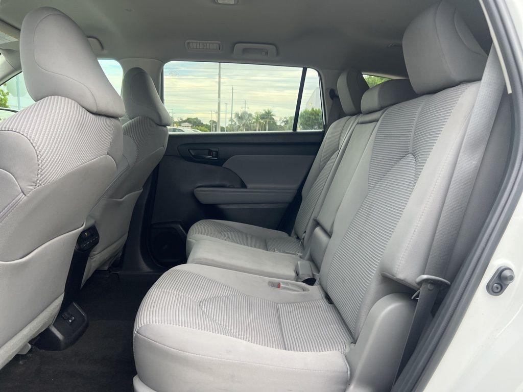 used 2023 Toyota Highlander car, priced at $32,321
