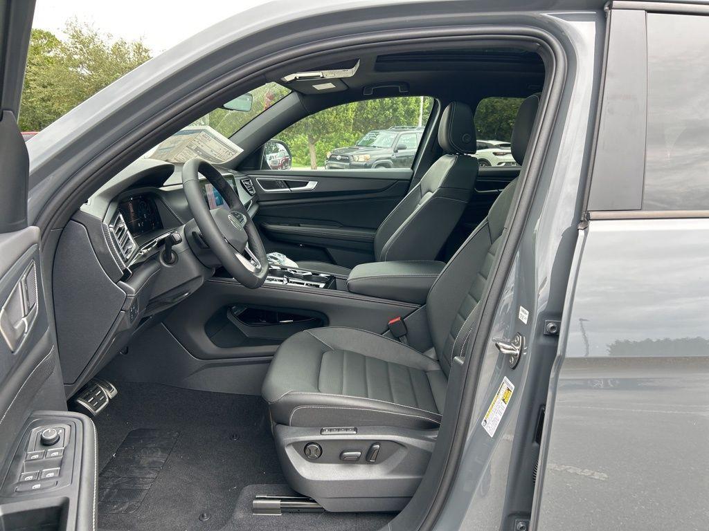 new 2025 Volkswagen Atlas Cross Sport car, priced at $47,456