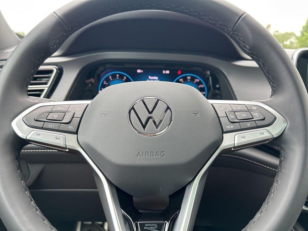 new 2025 Volkswagen Atlas Cross Sport car, priced at $47,456