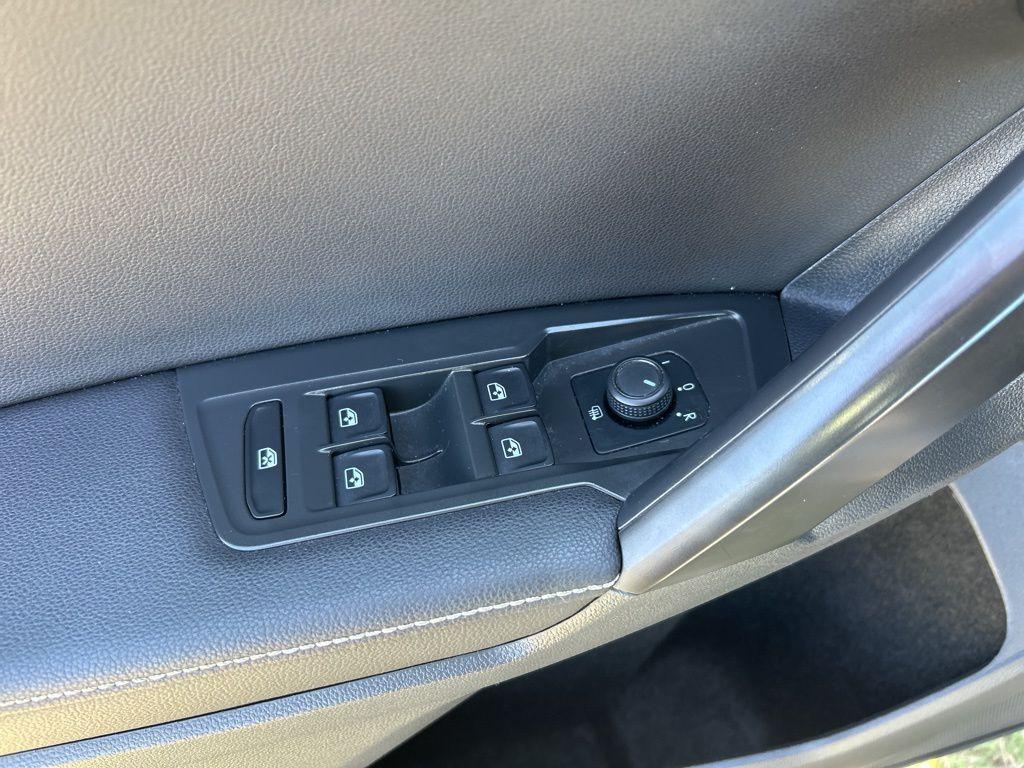 used 2023 Volkswagen Tiguan car, priced at $12,595