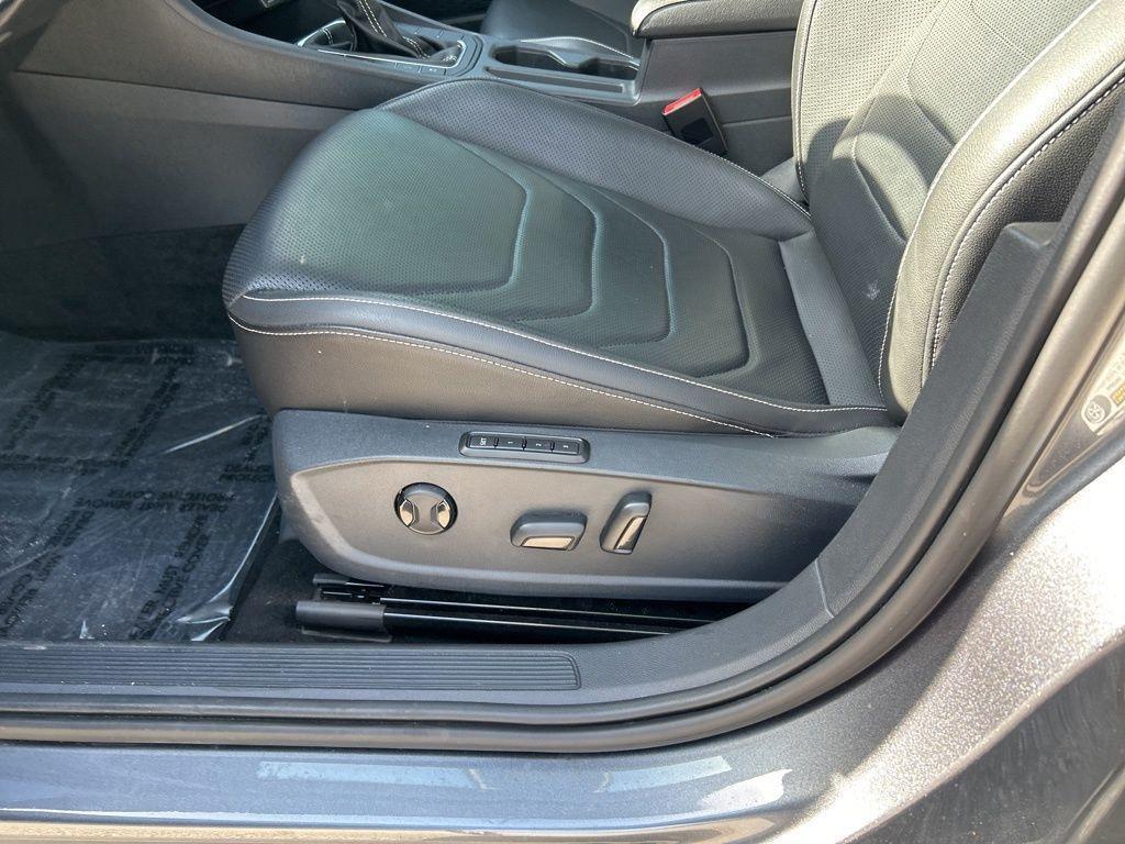 used 2023 Volkswagen Jetta car, priced at $20,326
