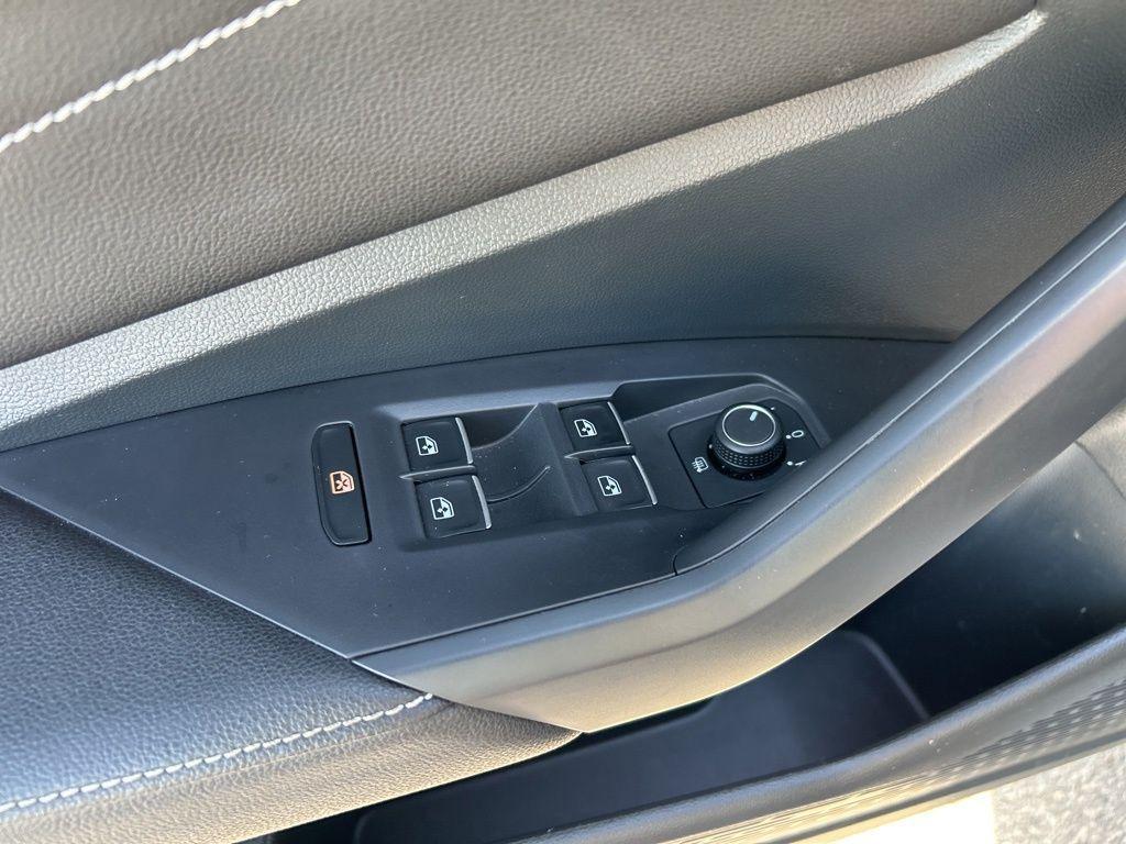 used 2023 Volkswagen Jetta car, priced at $20,326