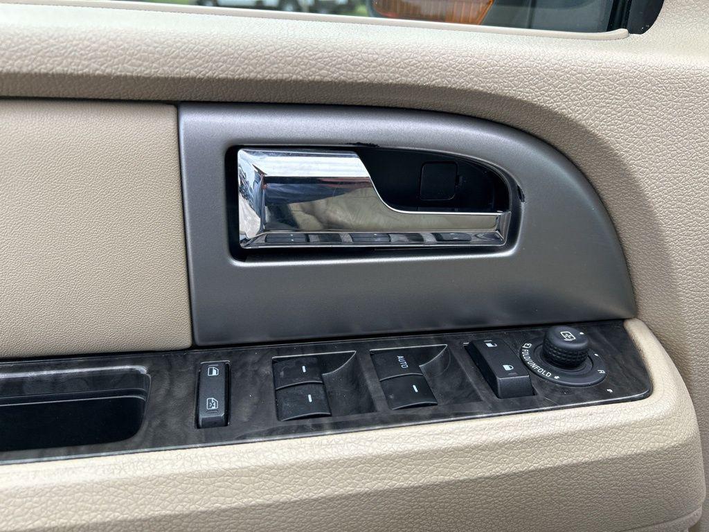 used 2017 Ford Expedition car, priced at $16,431