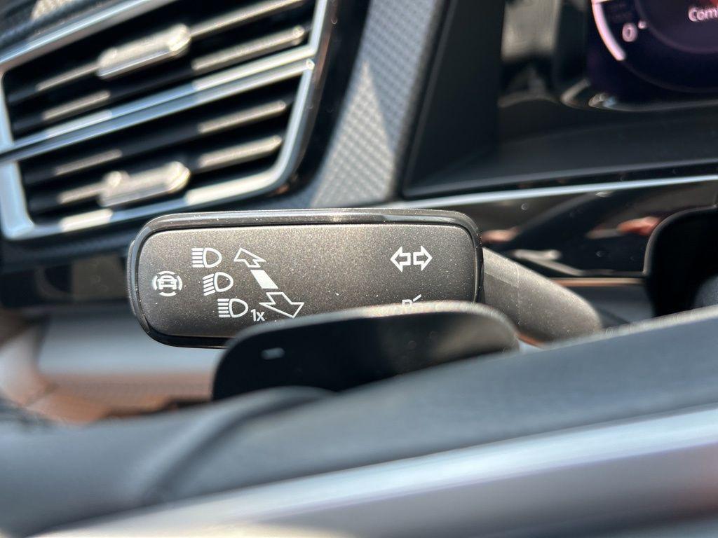 new 2025 Volkswagen Atlas car, priced at $42,439