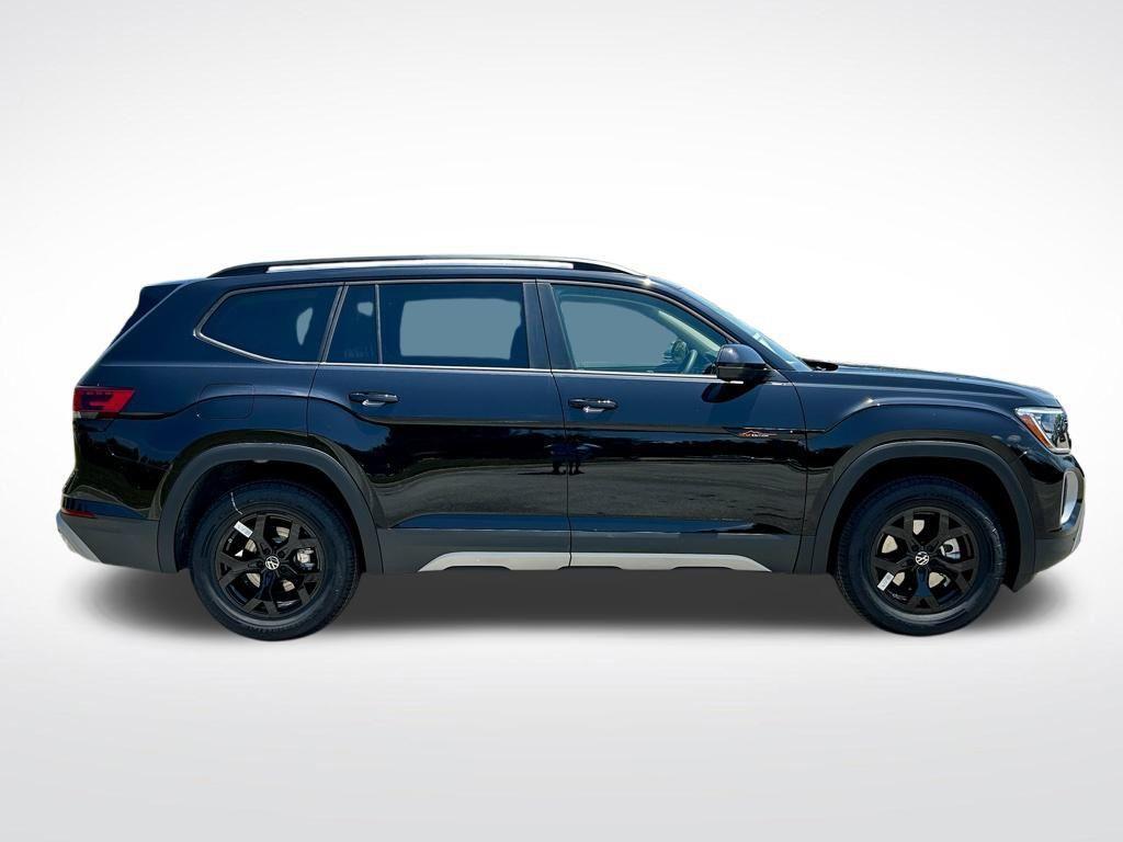 new 2025 Volkswagen Atlas car, priced at $41,972