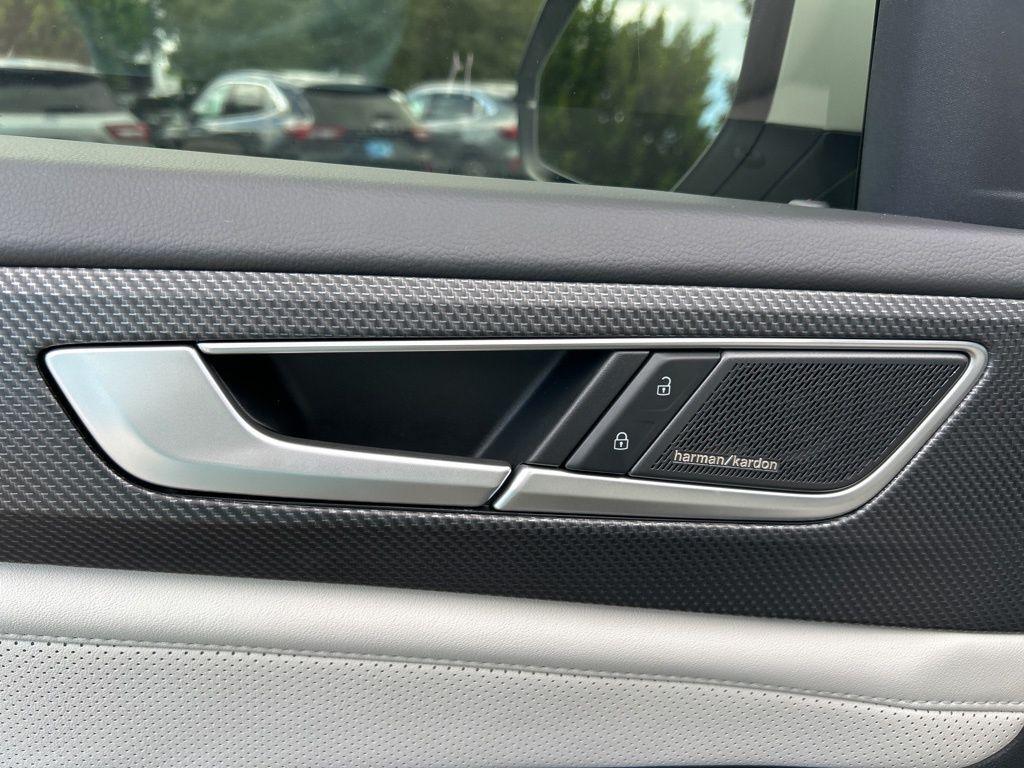 used 2025 Volkswagen Atlas Cross Sport car, priced at $40,995