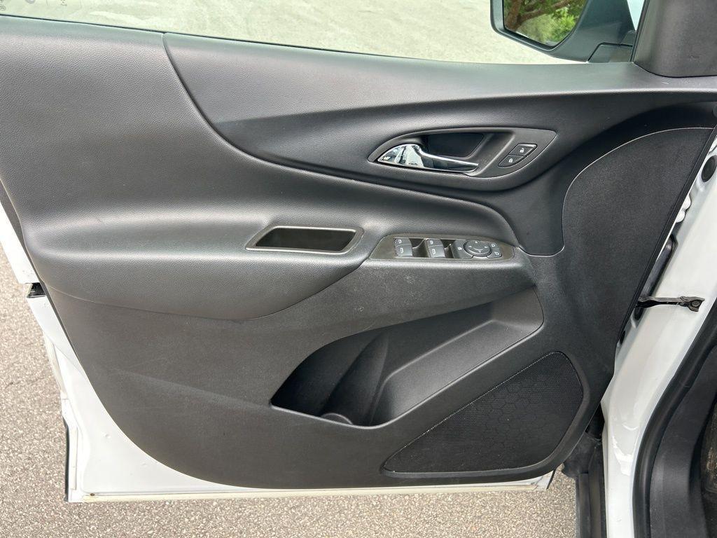 used 2023 Chevrolet Equinox car, priced at $18,397