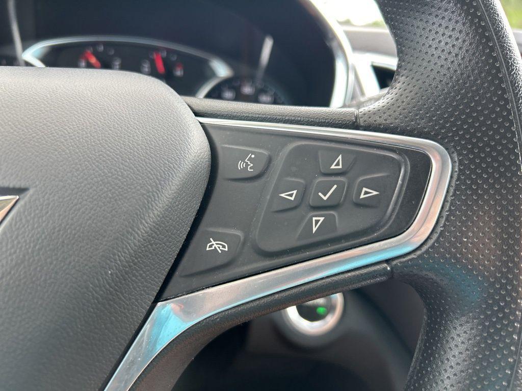 used 2023 Chevrolet Equinox car, priced at $18,397