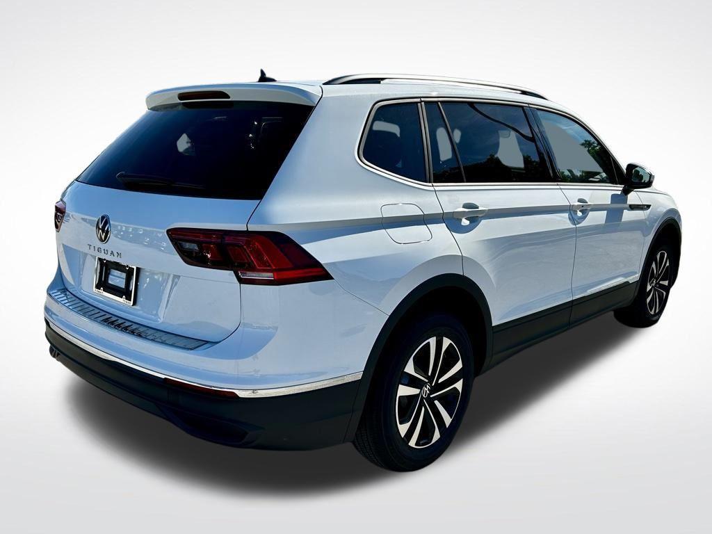 new 2024 Volkswagen Tiguan car, priced at $25,612