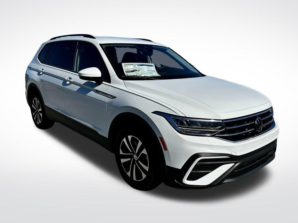 new 2024 Volkswagen Tiguan car, priced at $25,612