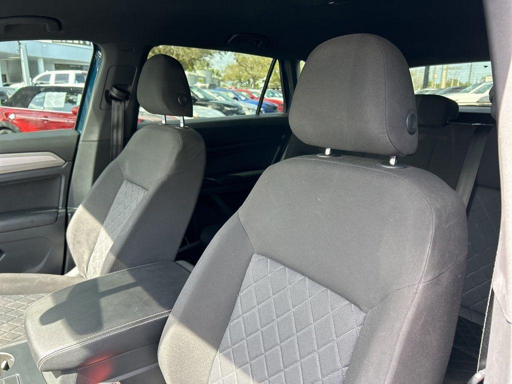 used 2020 Volkswagen Atlas Cross Sport car, priced at $17,998