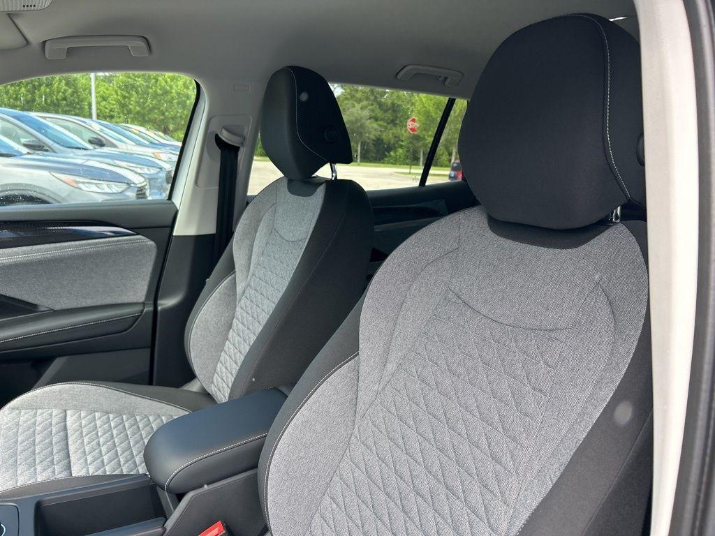 new 2025 Volkswagen Tiguan car, priced at $27,446