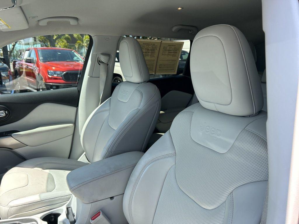 used 2019 Jeep Cherokee car, priced at $18,121