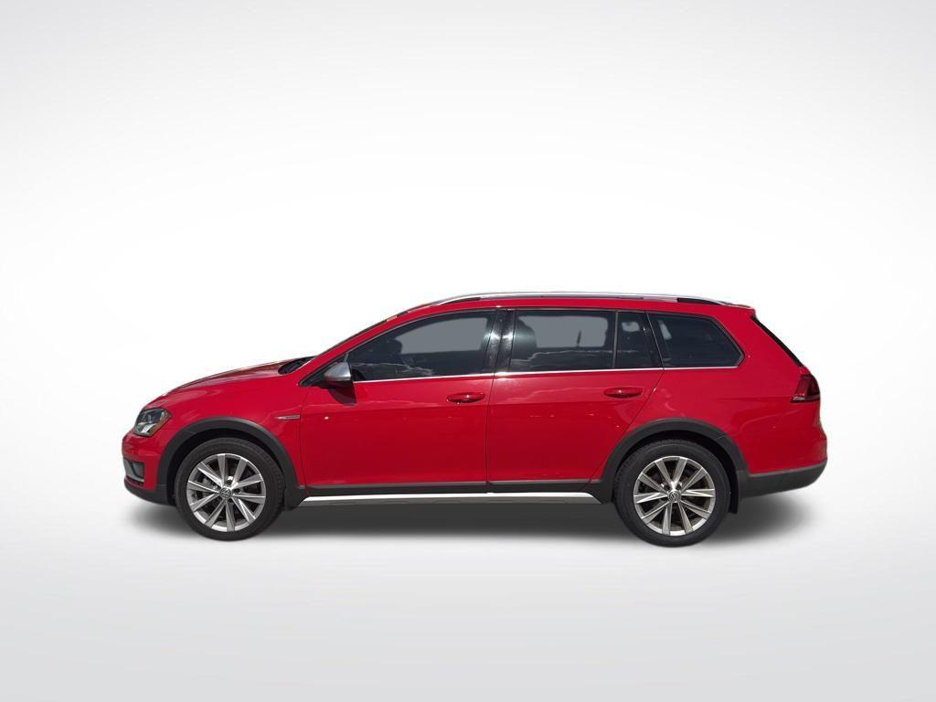 used 2017 Volkswagen Golf Alltrack car, priced at $13,965