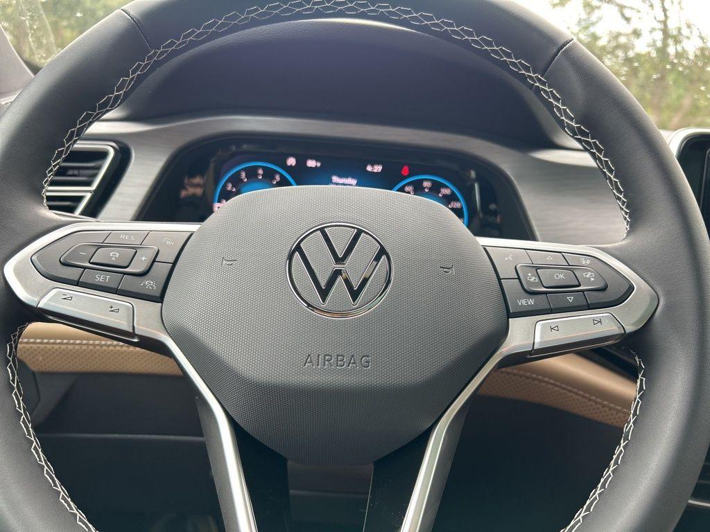 new 2025 Volkswagen Atlas Cross Sport car, priced at $38,142