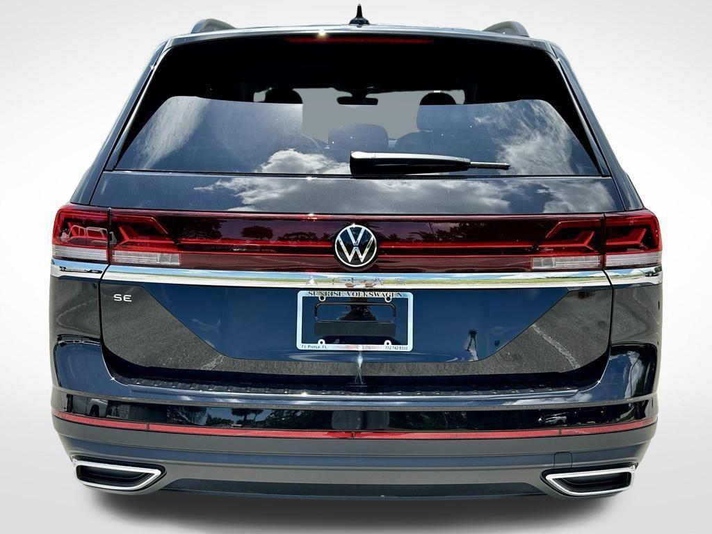 new 2025 Volkswagen Atlas car, priced at $35,189