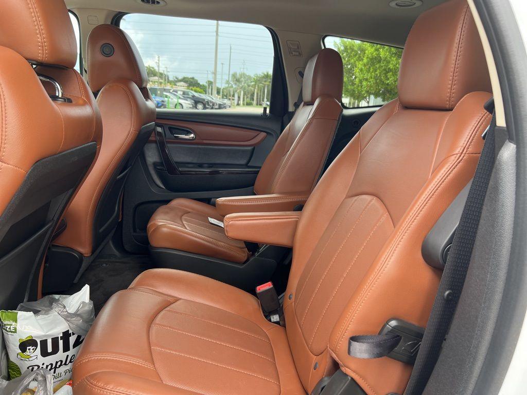 used 2017 Chevrolet Traverse car, priced at $17,931