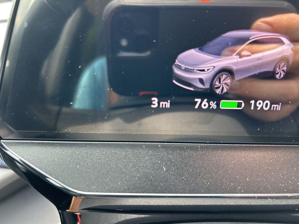 new 2025 Volkswagen ID.4 car, priced at $42,171