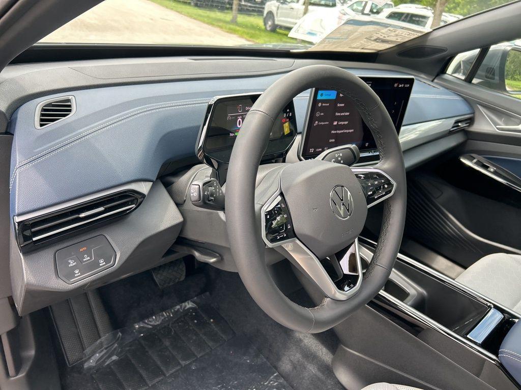 new 2025 Volkswagen ID.4 car, priced at $42,171