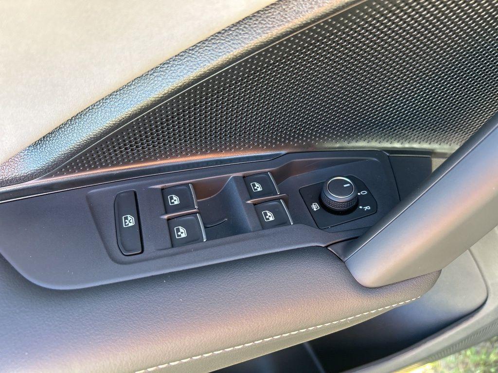 new 2026 Volkswagen Tiguan car, priced at $33,648