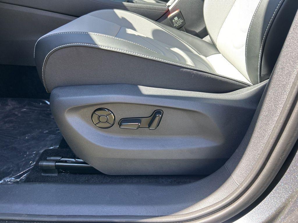 new 2026 Volkswagen Tiguan car, priced at $33,648