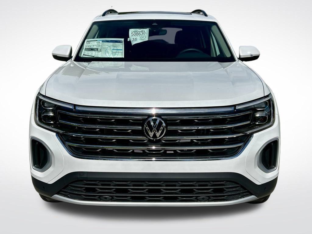 new 2026 Volkswagen Atlas car, priced at $42,649