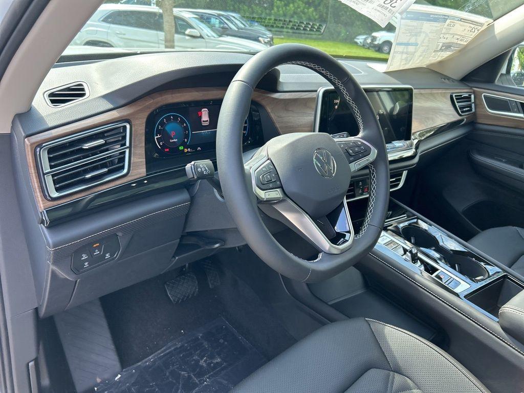 new 2026 Volkswagen Atlas car, priced at $42,649