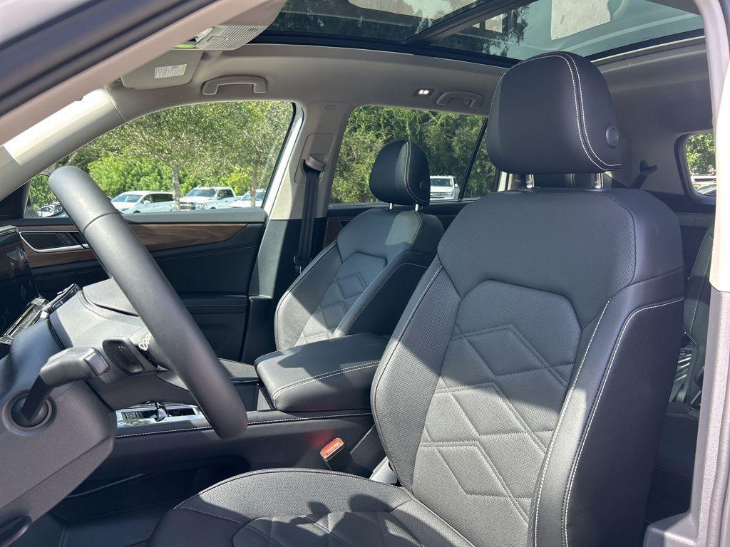 new 2026 Volkswagen Atlas car, priced at $42,649