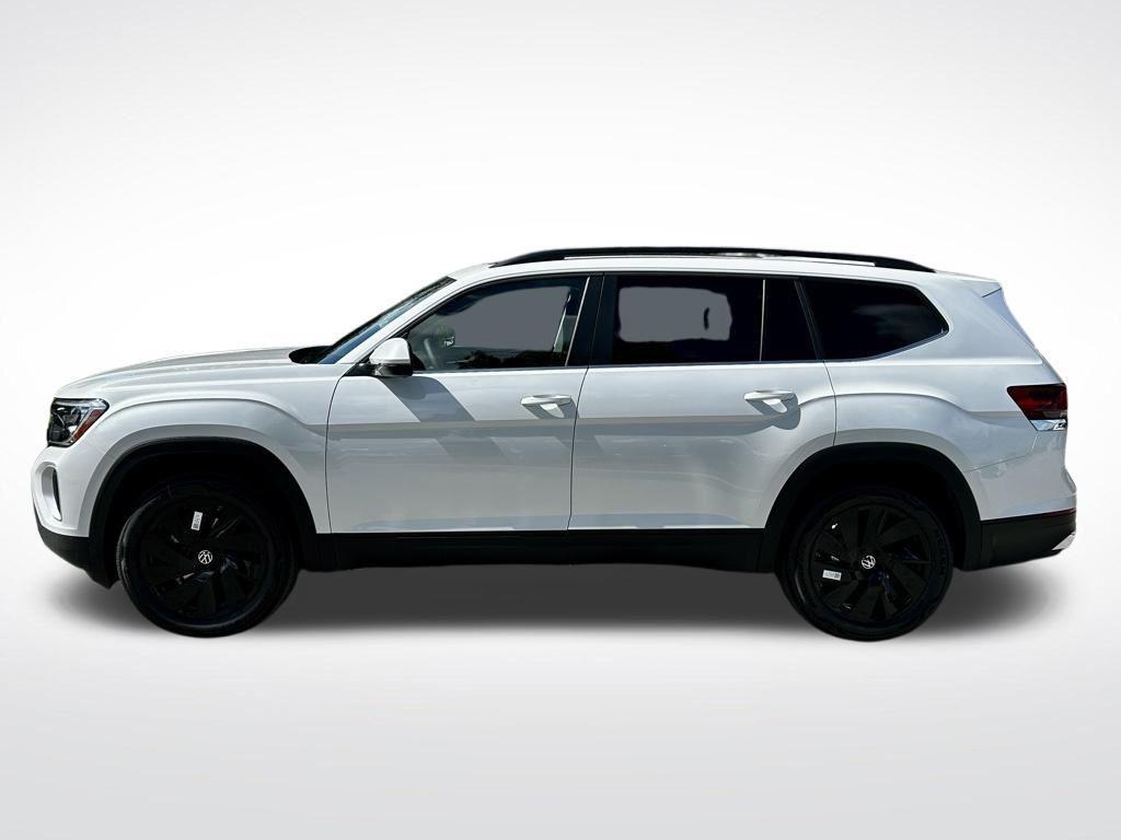 new 2026 Volkswagen Atlas car, priced at $42,649