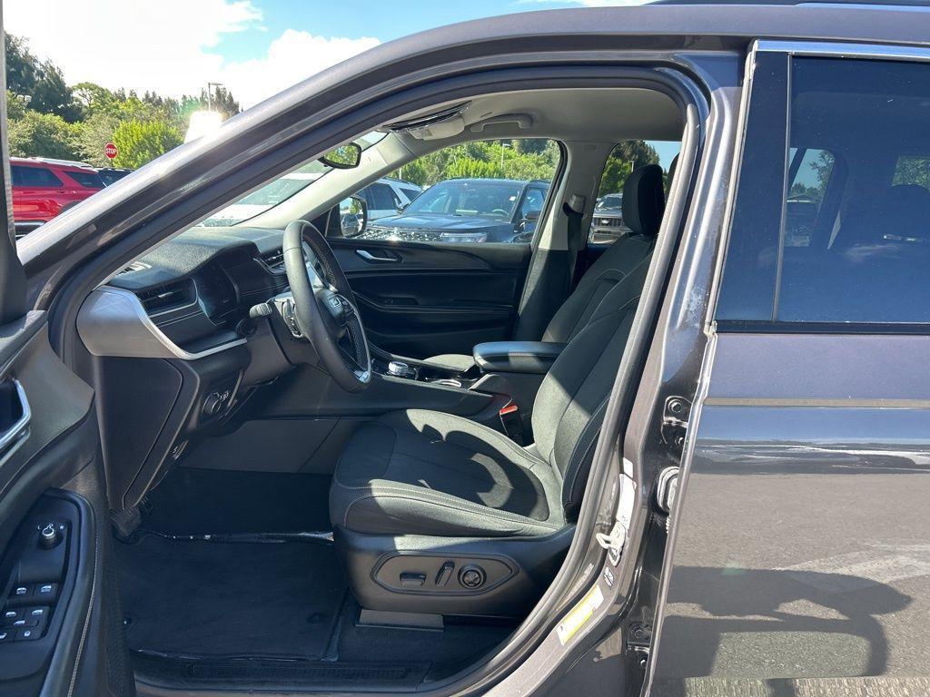 used 2023 Jeep Grand Cherokee L car, priced at $23,597