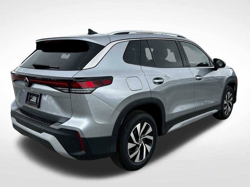 new 2025 Volkswagen Tiguan car, priced at $31,216