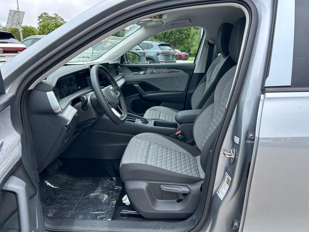 new 2025 Volkswagen Tiguan car, priced at $31,216