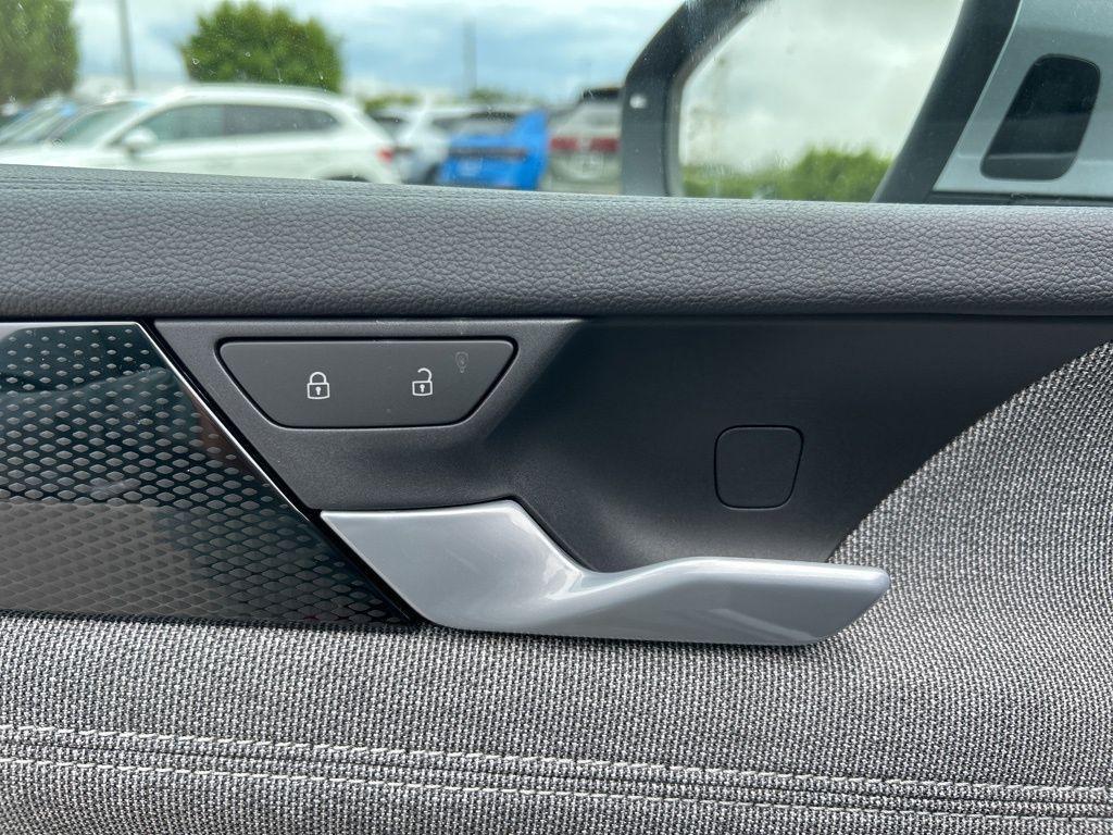 new 2025 Volkswagen Tiguan car, priced at $31,216