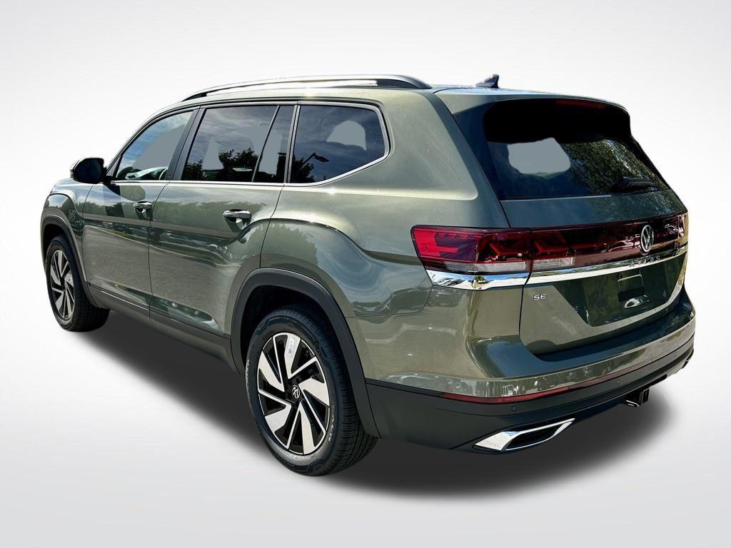 new 2026 Volkswagen Atlas car, priced at $44,043