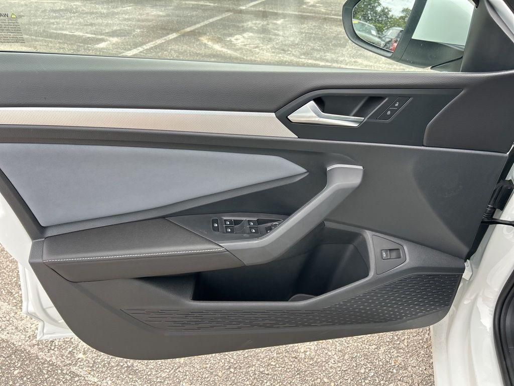 new 2025 Volkswagen Jetta car, priced at $25,674