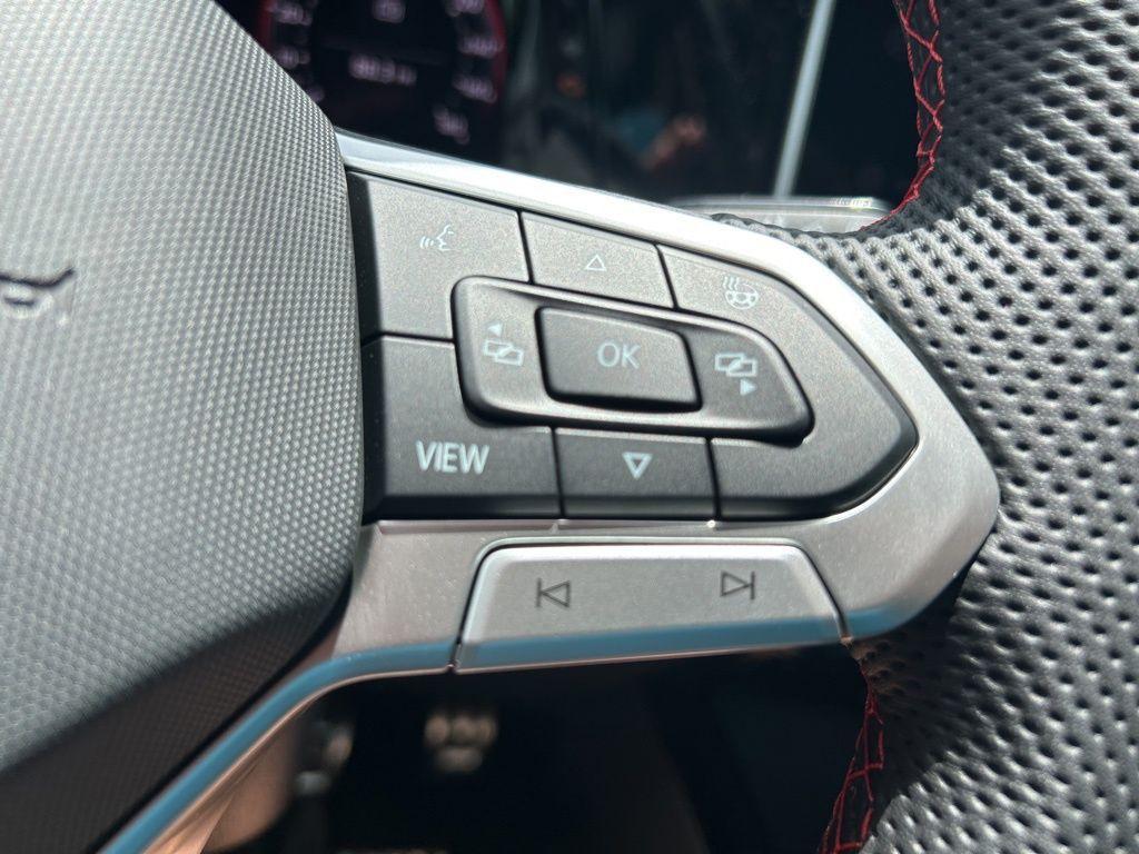 new 2025 Volkswagen Golf GTI car, priced at $36,925
