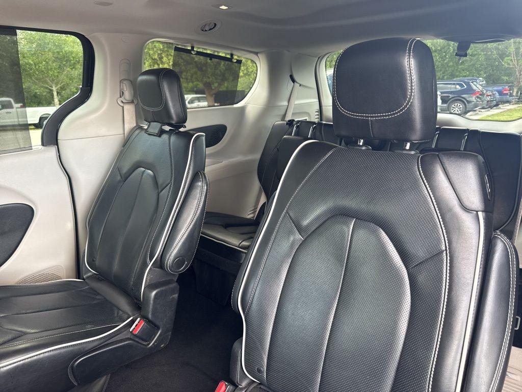 used 2022 Chrysler Pacifica car, priced at $23,304