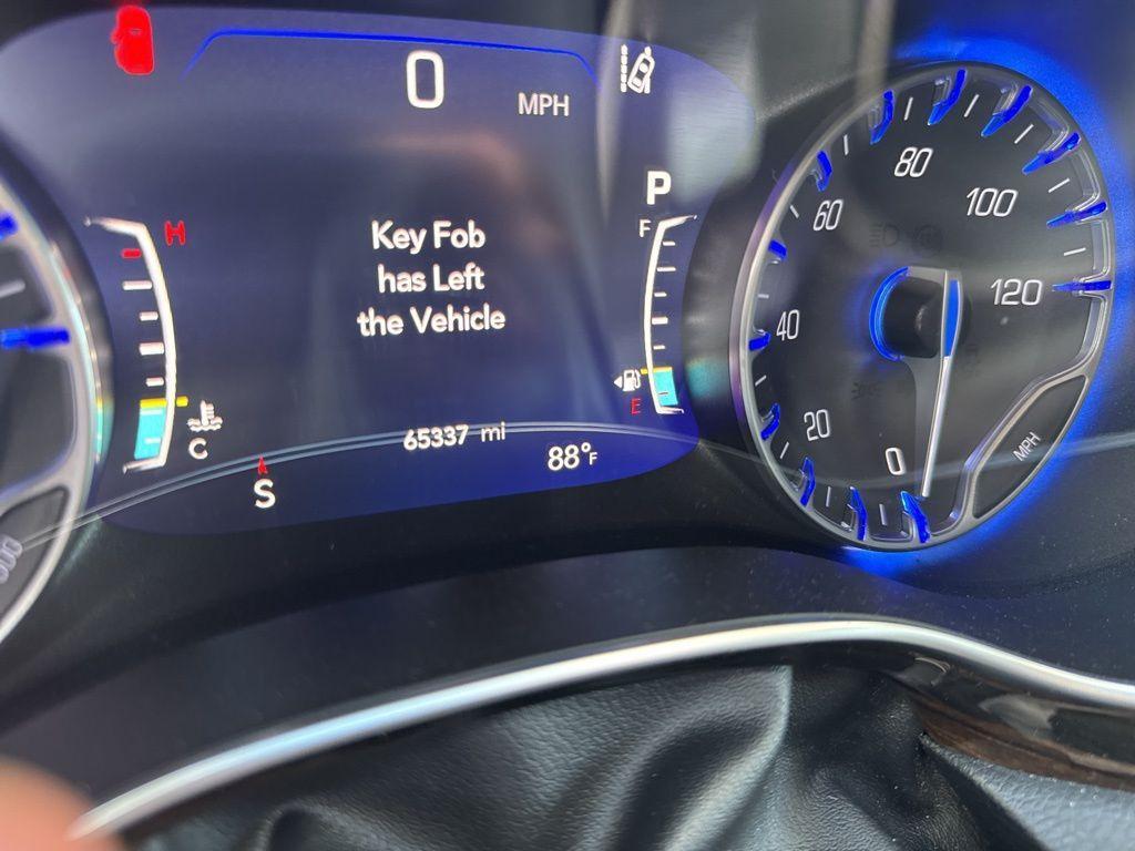 used 2022 Chrysler Pacifica car, priced at $23,304