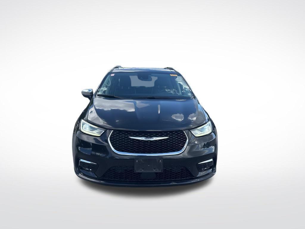 used 2022 Chrysler Pacifica car, priced at $23,304