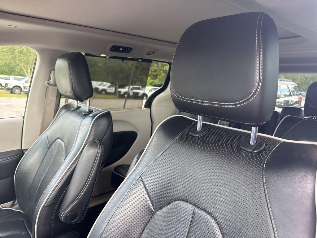 used 2022 Chrysler Pacifica car, priced at $23,304