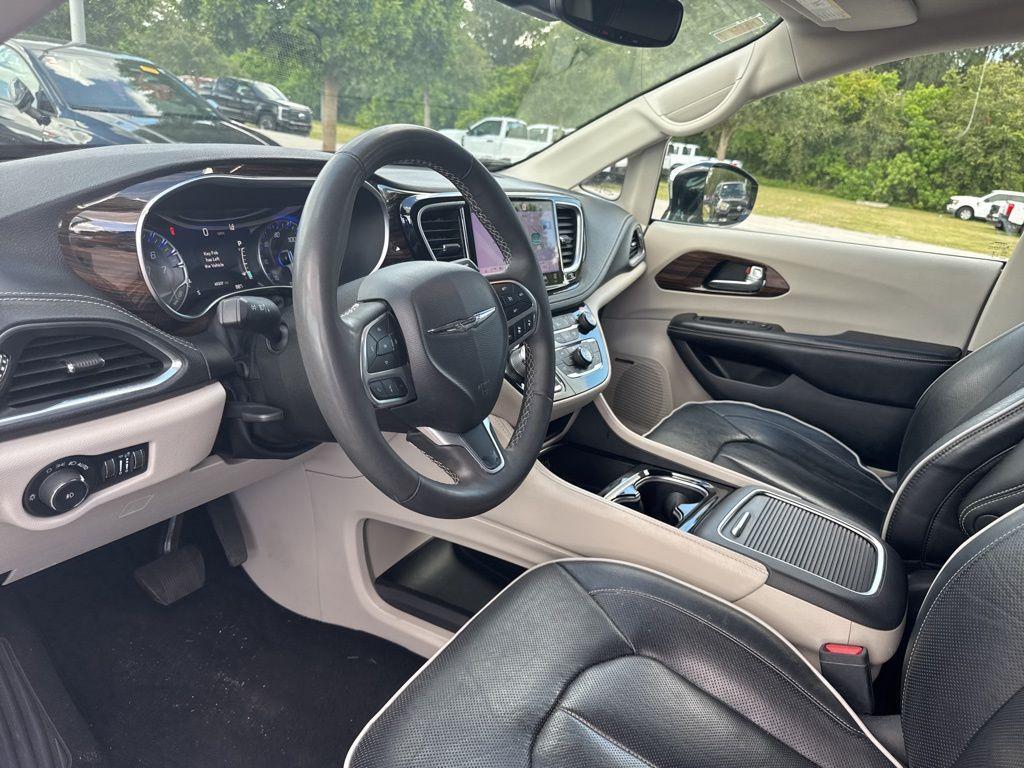 used 2022 Chrysler Pacifica car, priced at $23,304