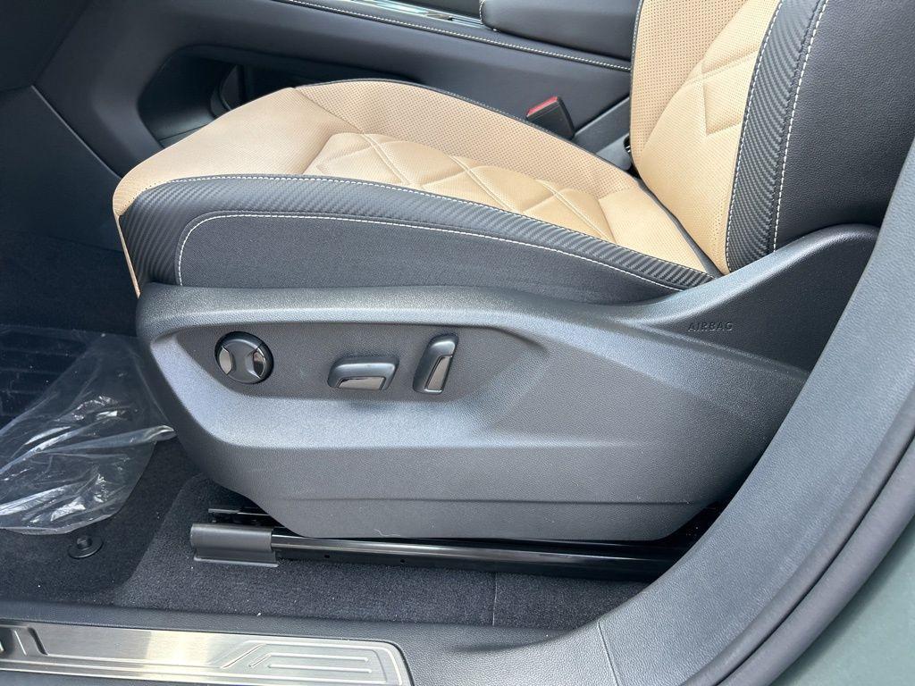 new 2025 Volkswagen Atlas Cross Sport car, priced at $37,655