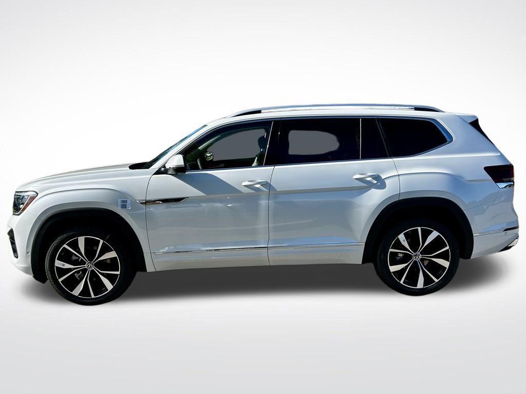 new 2026 Volkswagen Atlas car, priced at $54,766