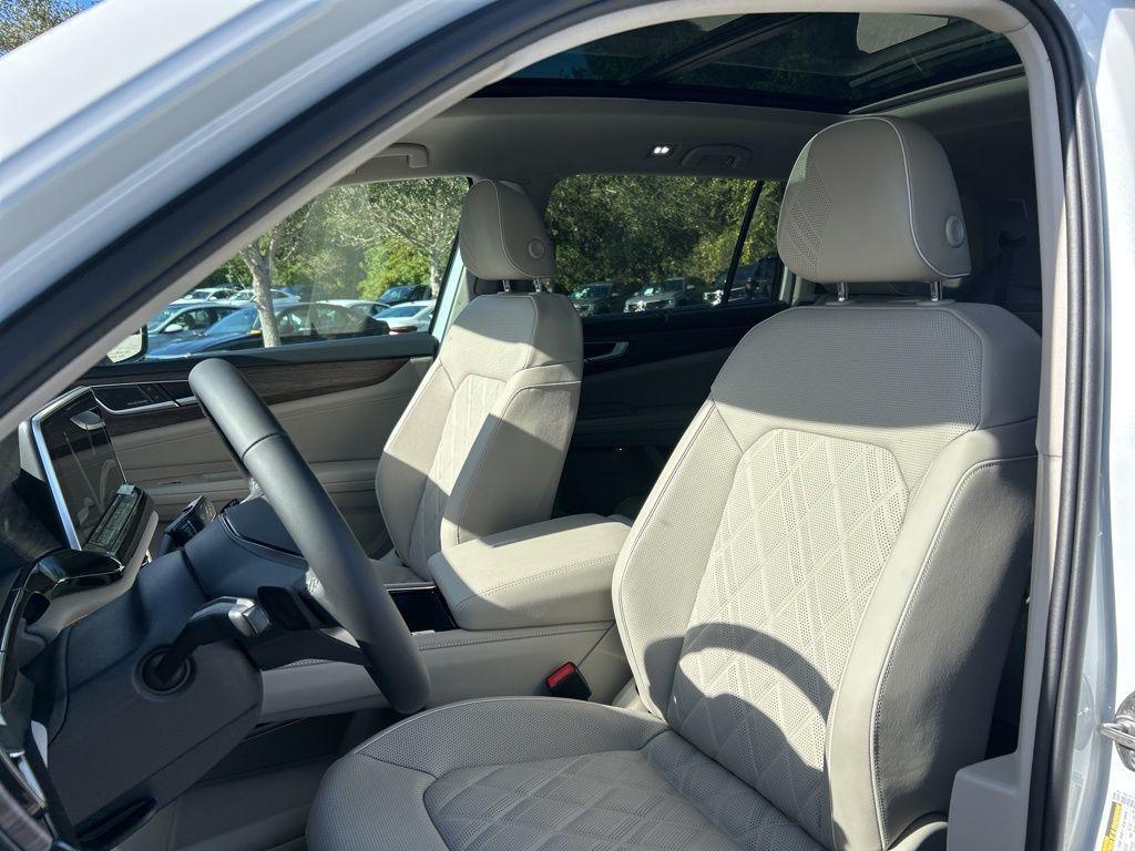 new 2026 Volkswagen Atlas car, priced at $54,766