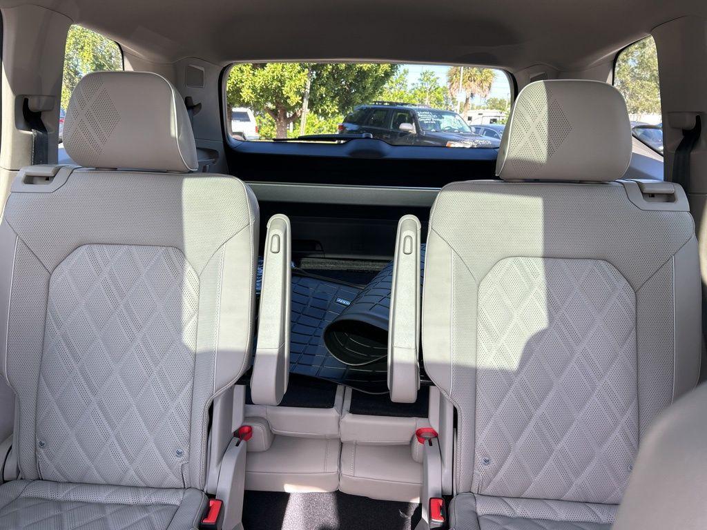 new 2026 Volkswagen Atlas car, priced at $54,766