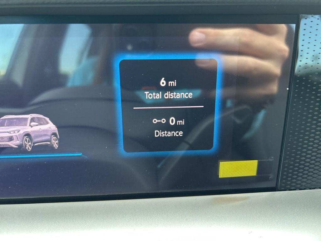 new 2025 Volkswagen Tiguan car, priced at $36,289