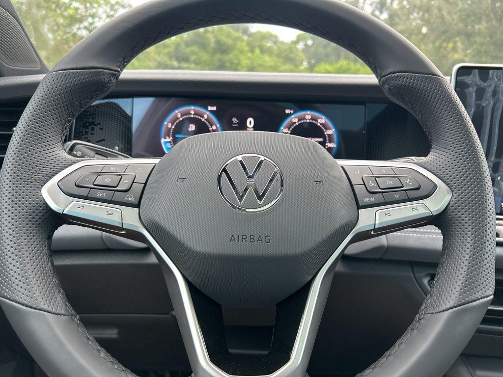 new 2025 Volkswagen Tiguan car, priced at $36,289