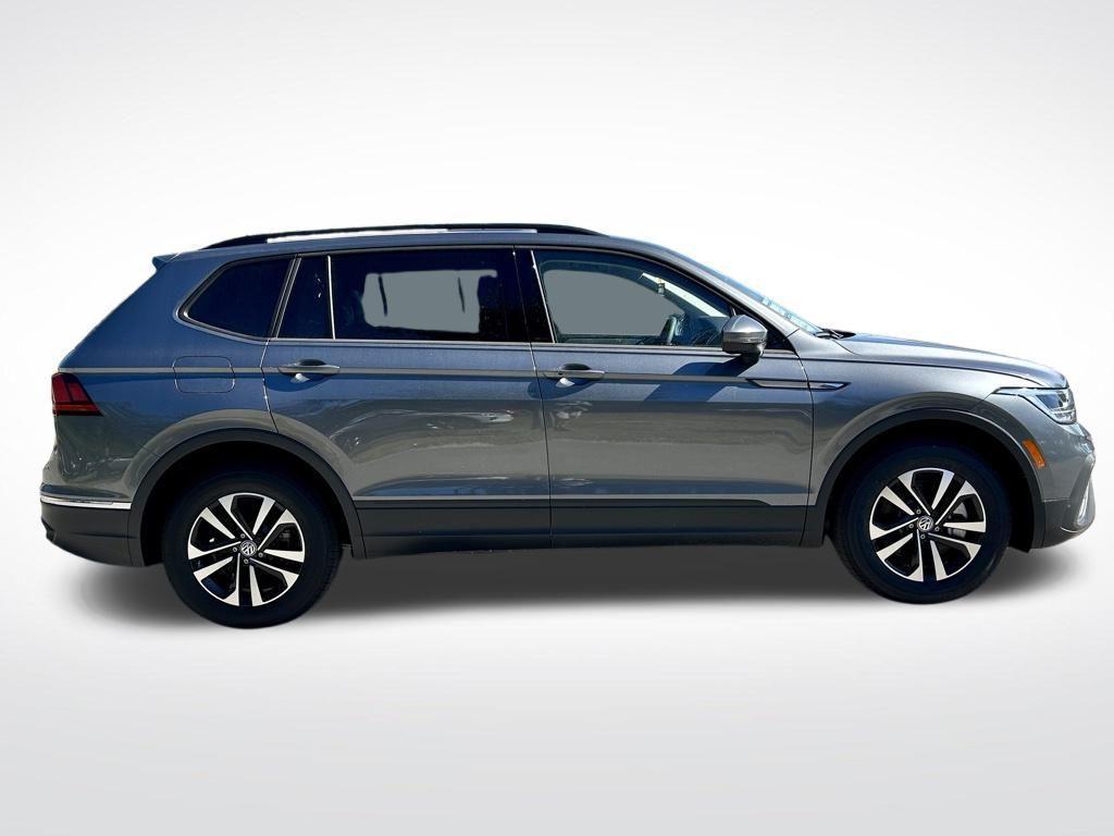 new 2024 Volkswagen Tiguan car, priced at $26,775