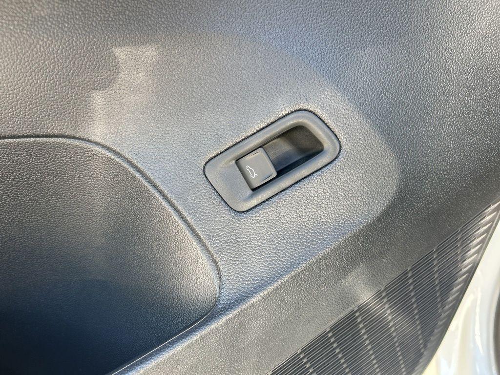 new 2026 Volkswagen Atlas Cross Sport car, priced at $53,448